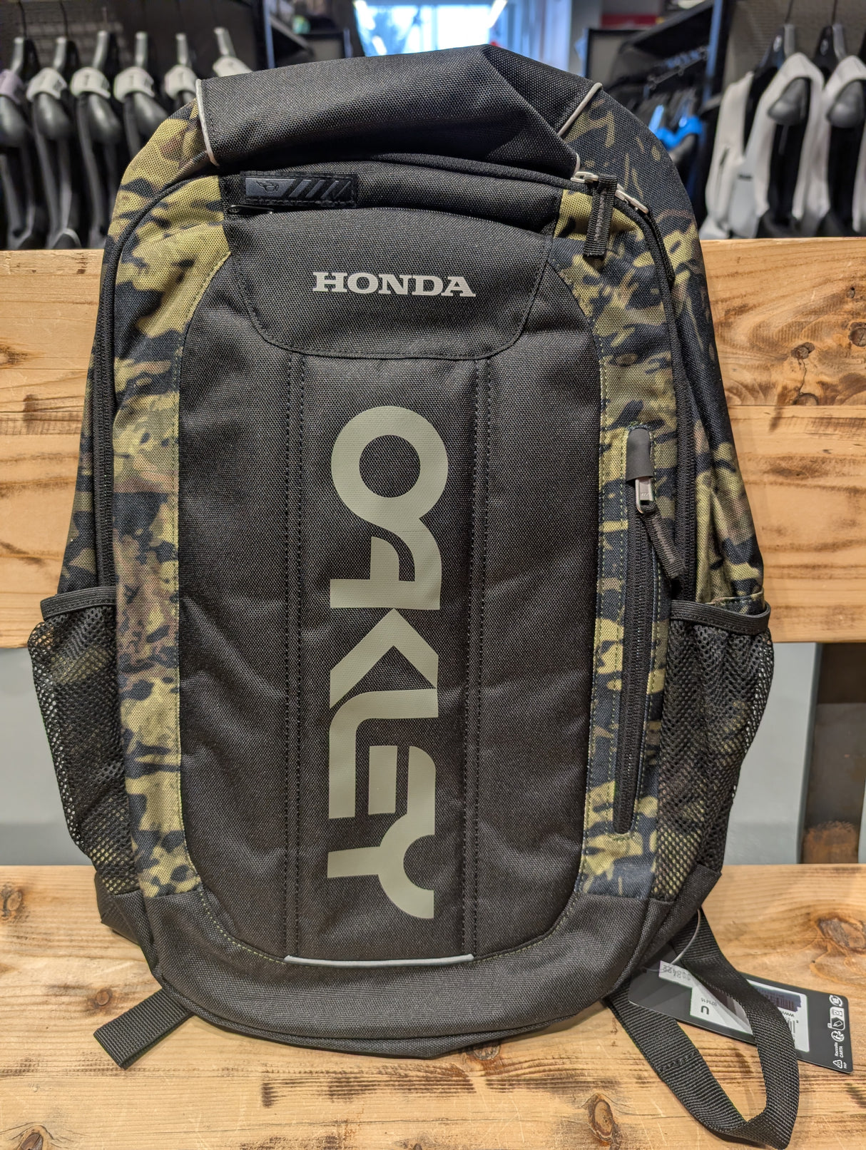 HONDA CAMO OAKLEY BAG